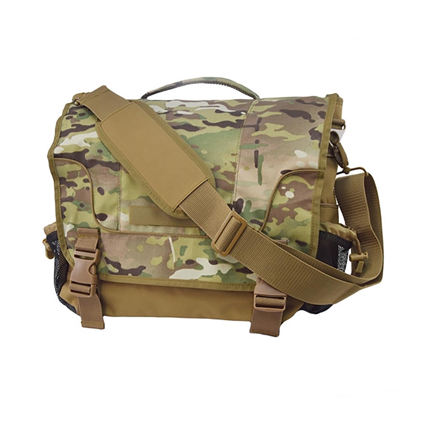 FLYING CIRCLE GEAR 17�LAPTOP MESSENGER BAG