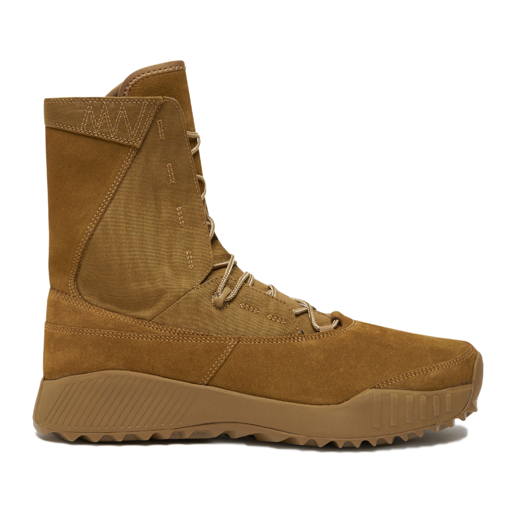 OAKLEY ELITE ASSAULT BOOTS IN COYOTE BROWN